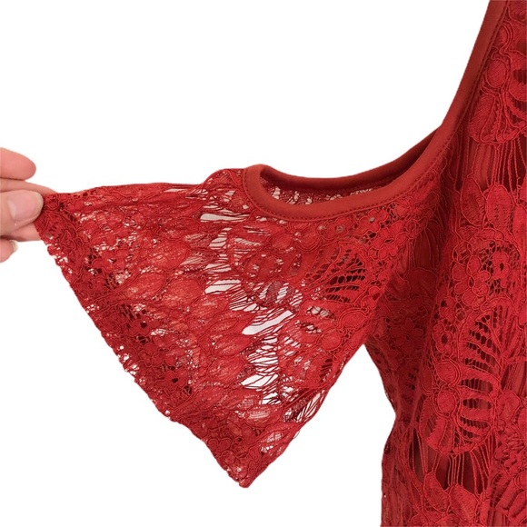 Love Fire Orange Lace Cold Shoulder Short Dress - Picture 4 of 8